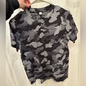 Lululemon All Yours T Shirt- Sz 2 Camo